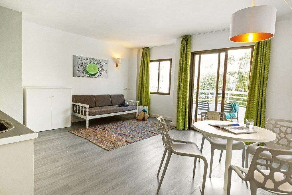 The Palm Star Ibiza - Adults Only Apartment San Antonio  Bagian luar foto