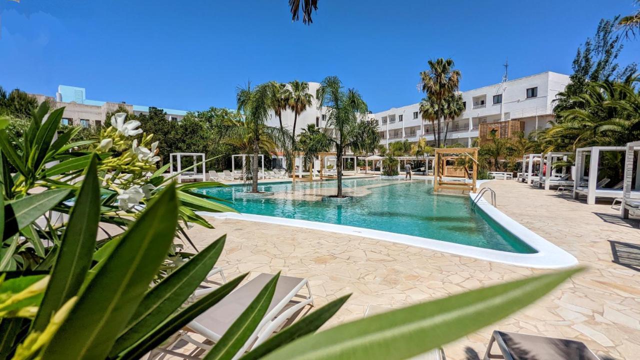 The Palm Star Ibiza - Adults Only Apartment San Antonio  Bagian luar foto